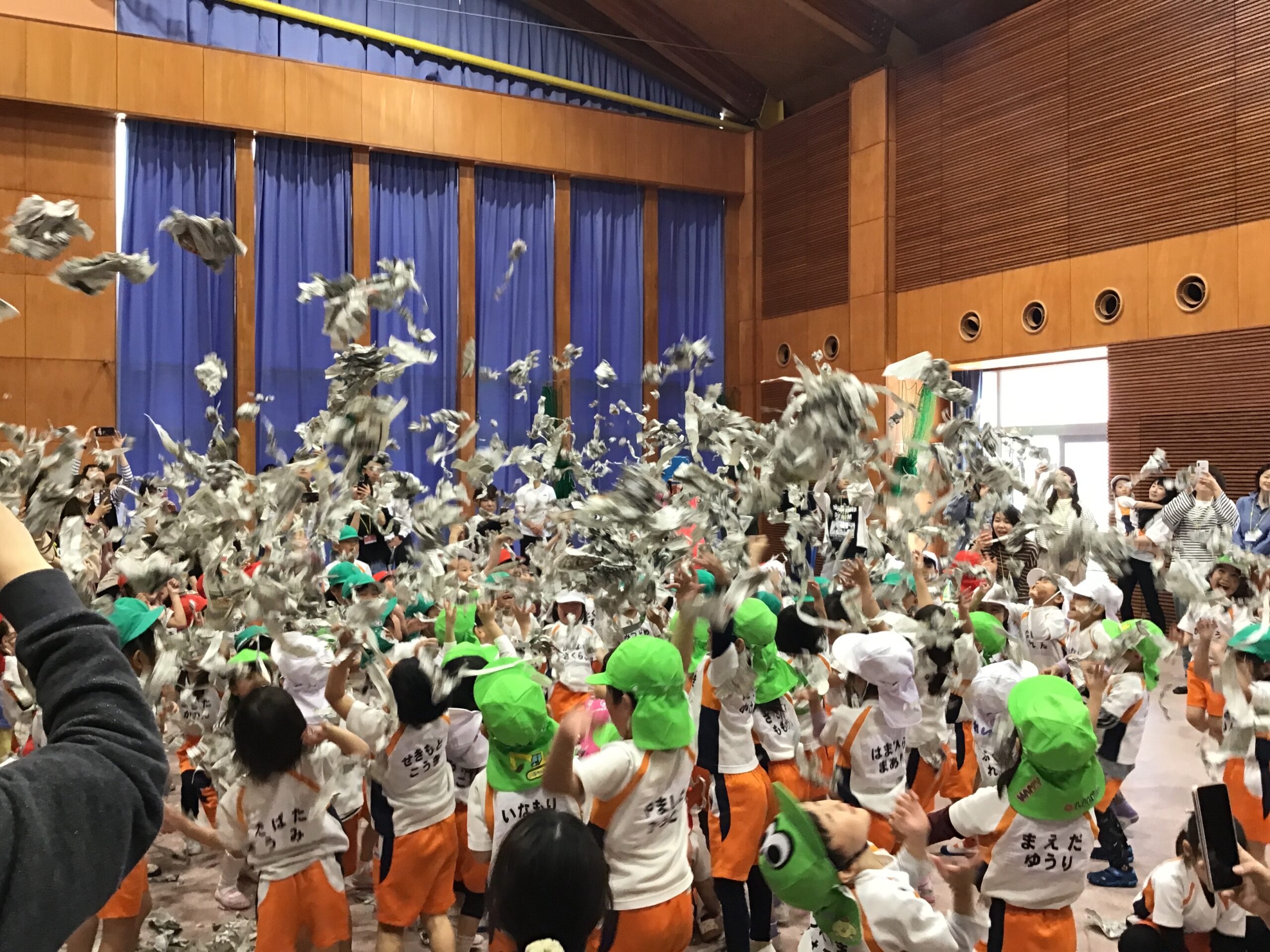 笑顔いっぱい！　親子ふれあい