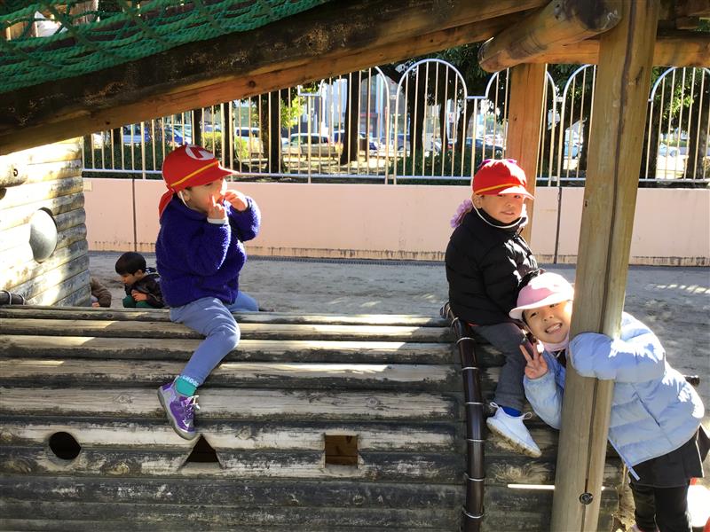 冬休みの園庭遊び