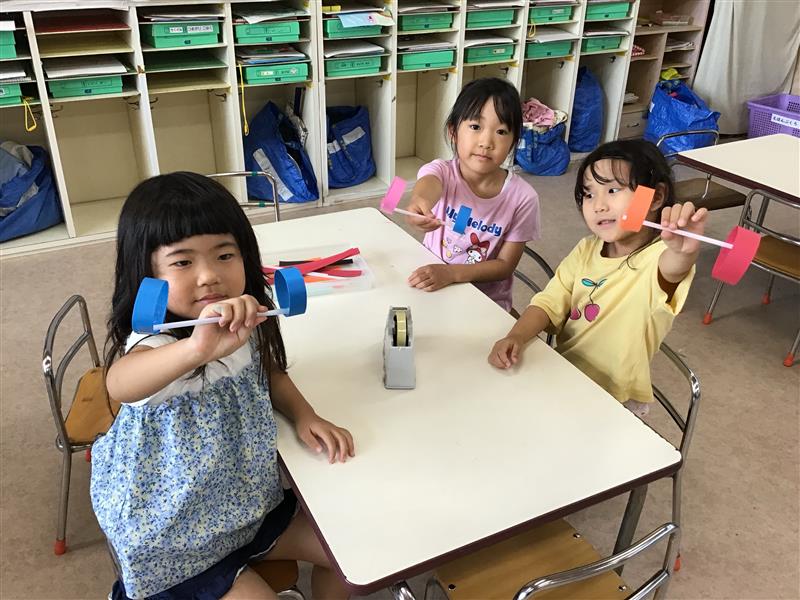 夏も楽しく🎶　お預かり保育で室内遊び